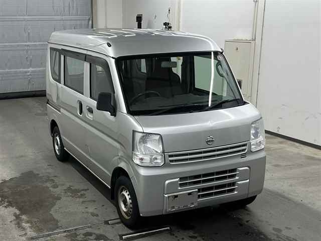NISSAN CLIPPER VAN 2017