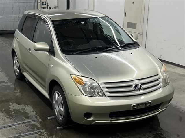 TOYOTA IST 2006