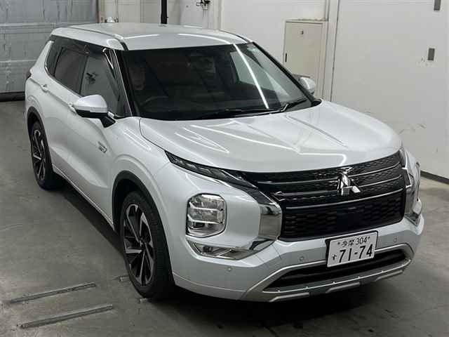 MITSUBISHI OUTLANDER PHEV 2022