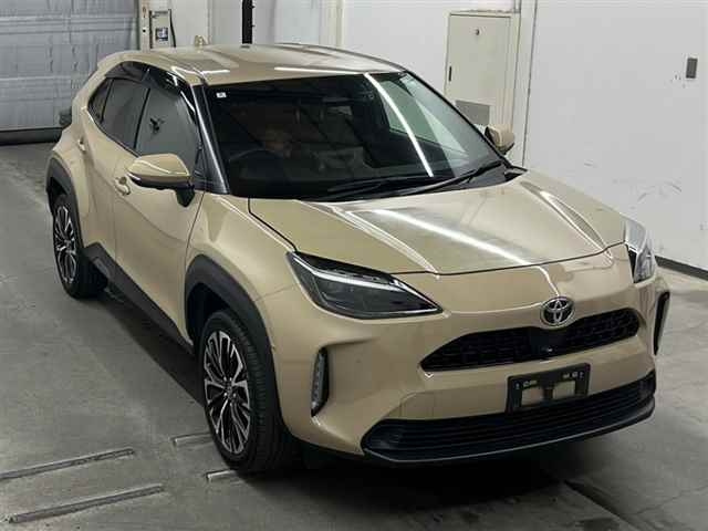 TOYOTA YARIS CROSS 2024