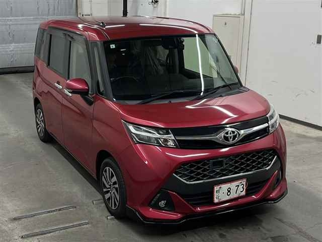TOYOTA TANK 2017