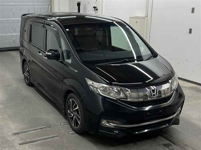 HONDA STEP WAGON 2016