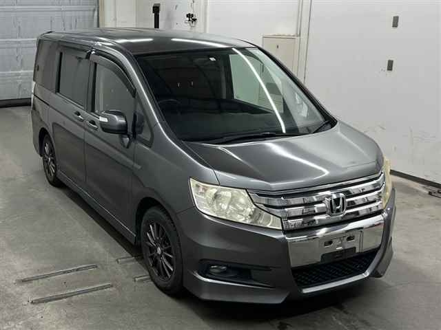 HONDA STEP WAGON 2009