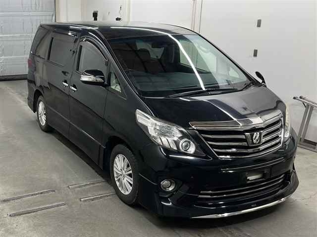 TOYOTA ALPHARD 2013