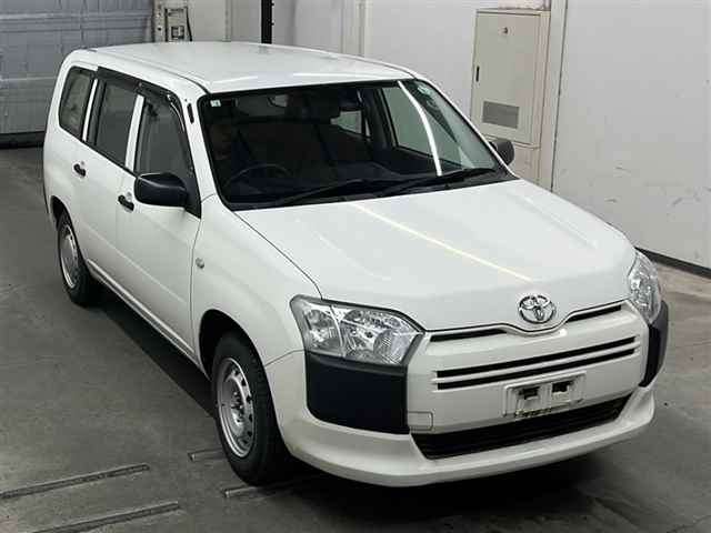 TOYOTA SUCCEED 2018
