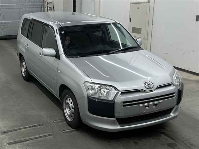 TOYOTA SUCCEED 2020