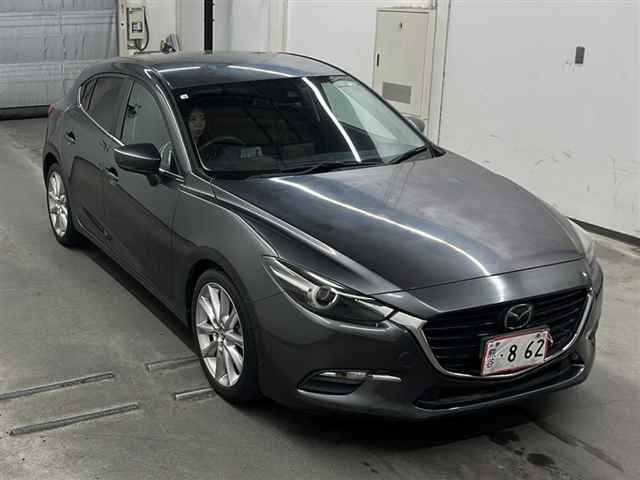 MAZDA AXELA 2016
