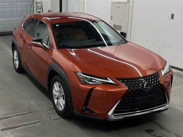 LEXUS UX 2020