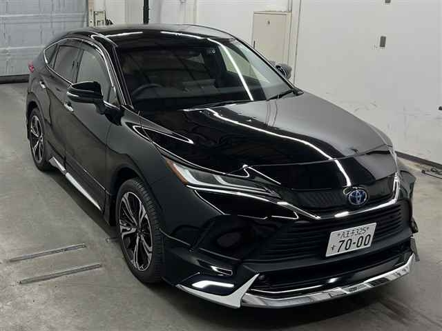 TOYOTA HARRIER 2022