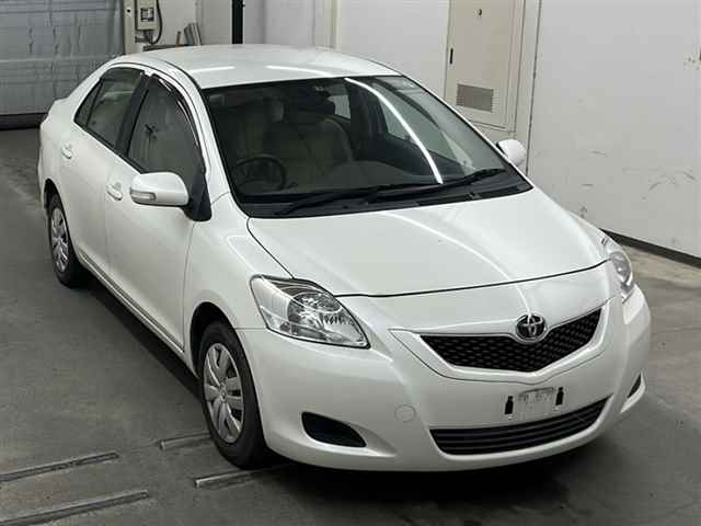 TOYOTA BELTA 2009