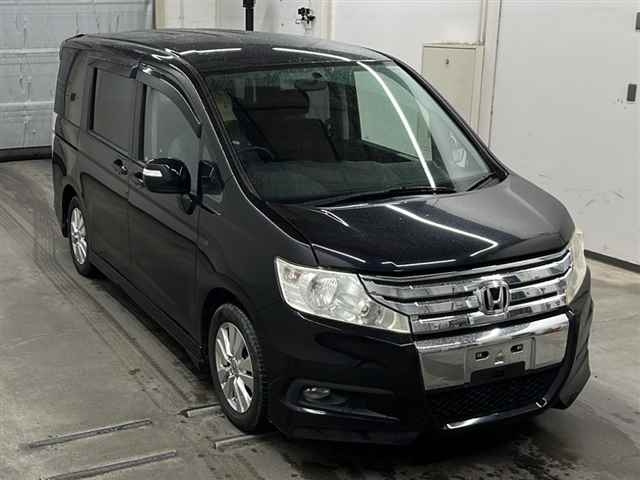 HONDA STEP WAGON 2010
