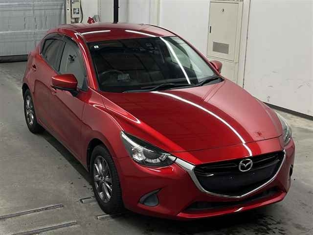 MAZDA DEMIO 2017