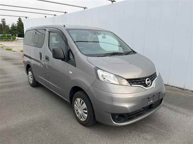NISSAN NV200 2021