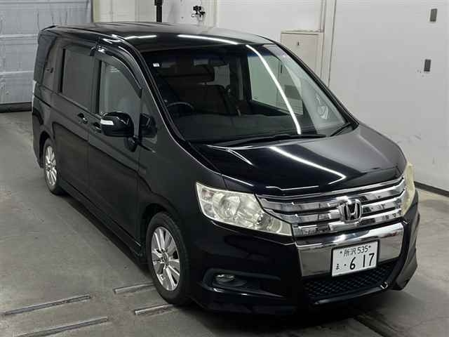 HONDA STEP WAGON 2010