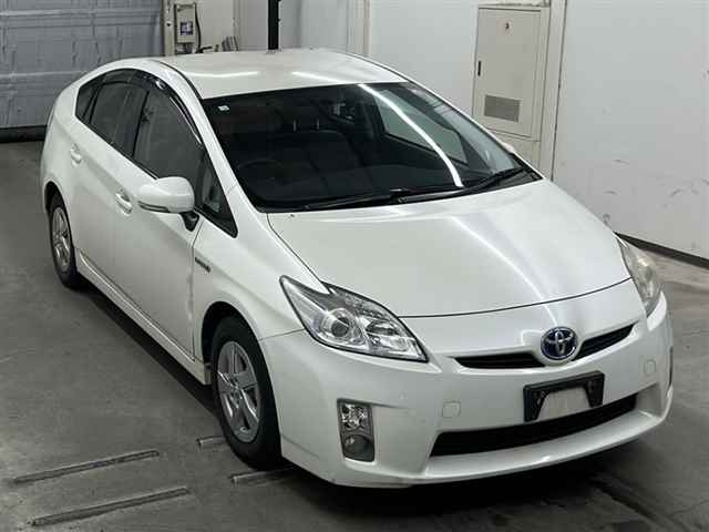 TOYOTA PRIUS 2010