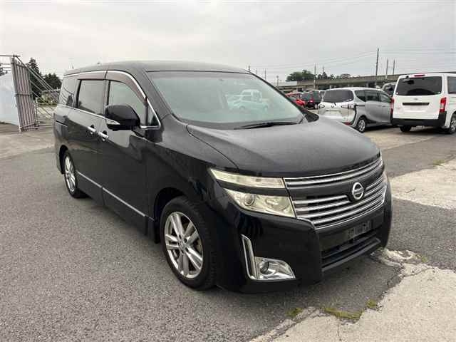 NISSAN ELGRAND 2011
