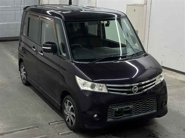 NISSAN ROOX 2012