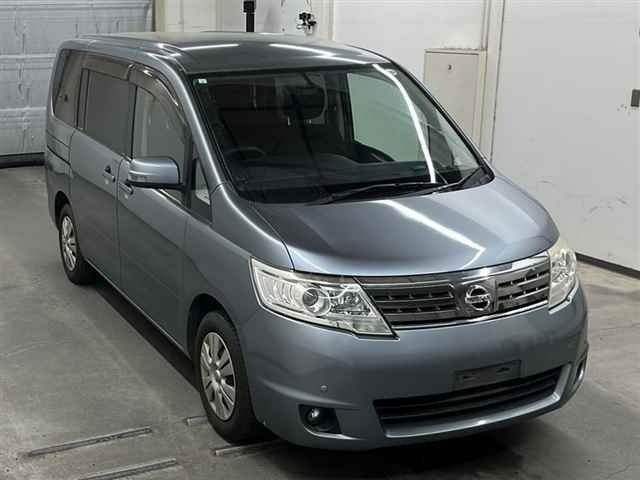 NISSAN SERENA 2009
