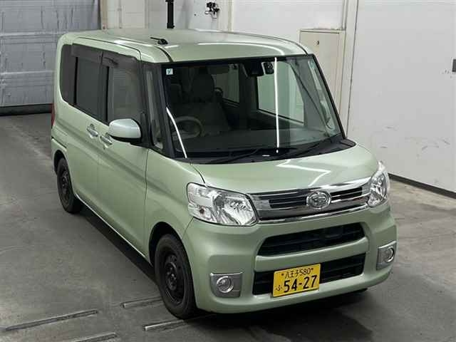 DAIHATSU TANTO 2015