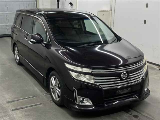 NISSAN ELGRAND 2010