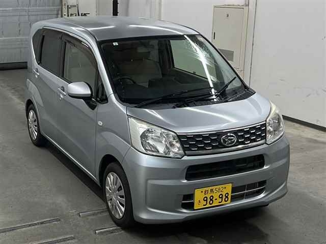 DAIHATSU MOVE 2015