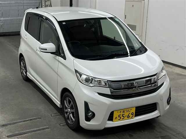MITSUBISHI EK CUSTOM 2013