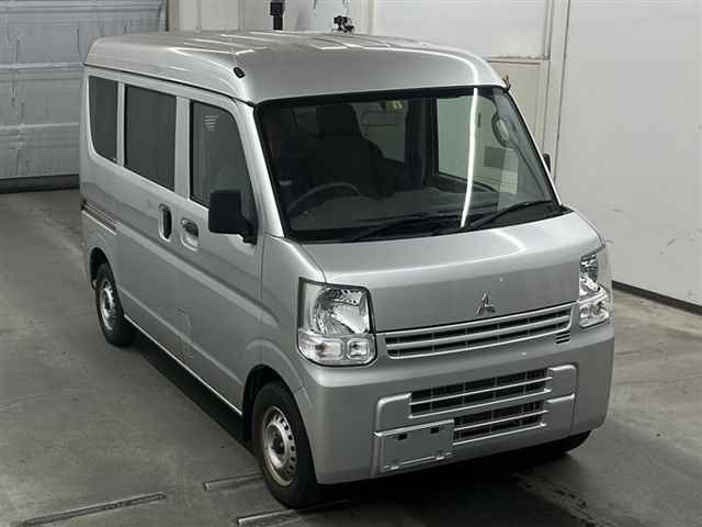 MITSUBISHI MINICAB VAN 2020