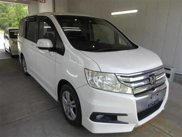 HONDA STEP WAGON 2010