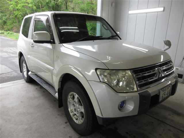 MITSUBISHI PAJERO 2009