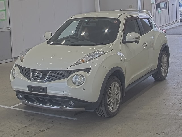 NISSAN JUKE 2011