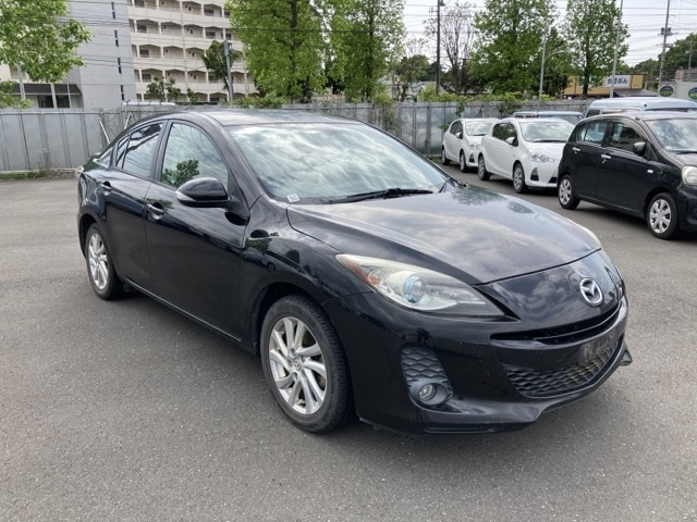 MAZDA AXELA 2012