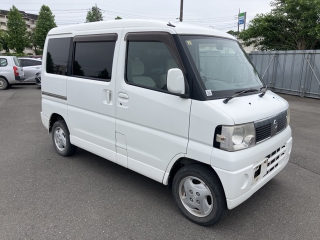 NISSAN CLIPPER RIO
