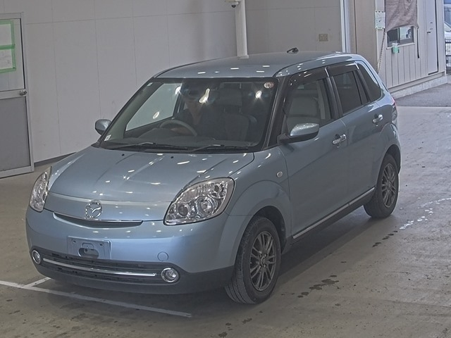 MAZDA VERISA 2012