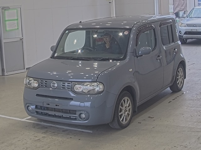 NISSAN CUBE 2010
