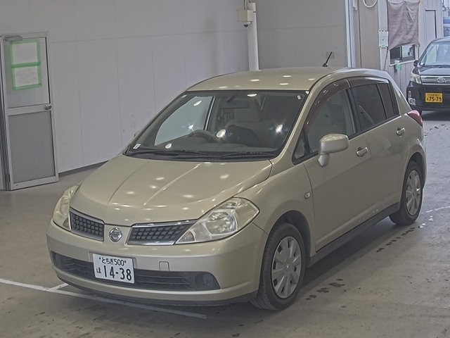 NISSAN TIIDA 2007