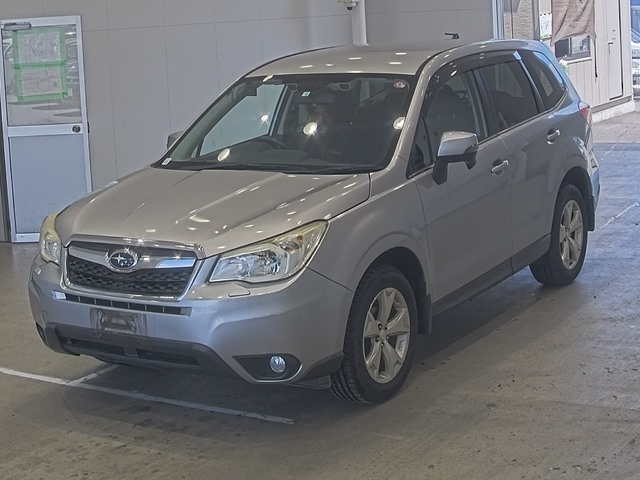 SUBARU FORESTER 2014