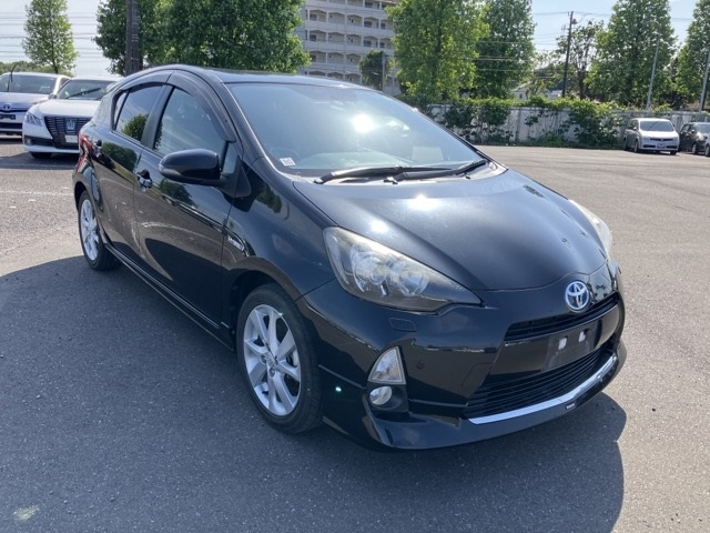 TOYOTA AQUA 2012