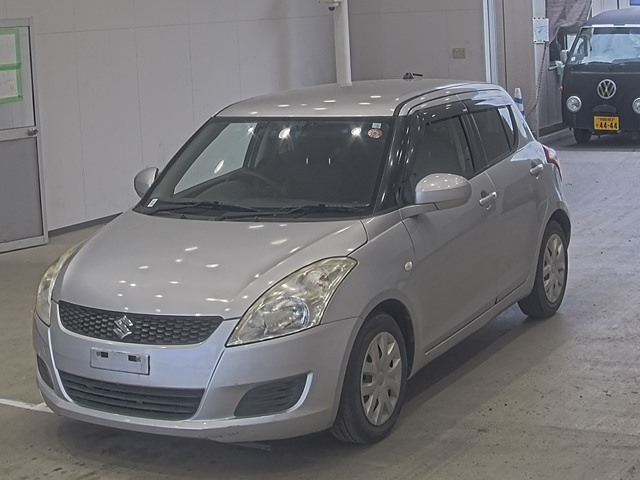 SUZUKI SWIFT 2012