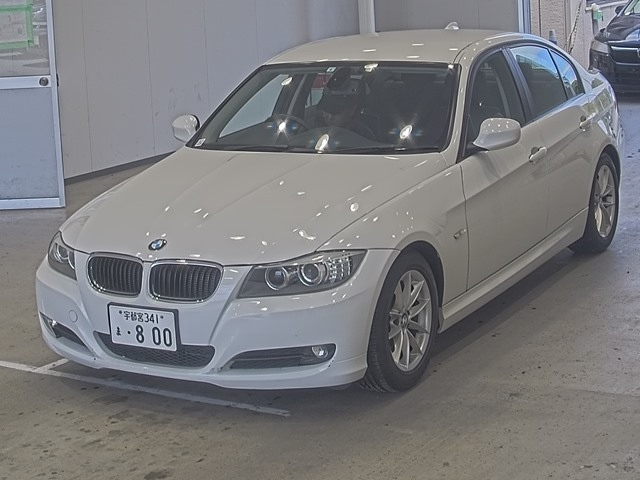 BMW 3 SERIES 2011