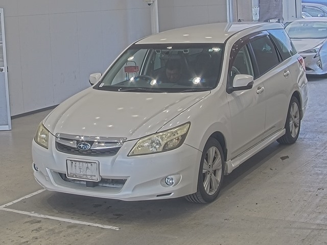 SUBARU EXIGA 2012