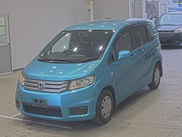 HONDA FREED 2010