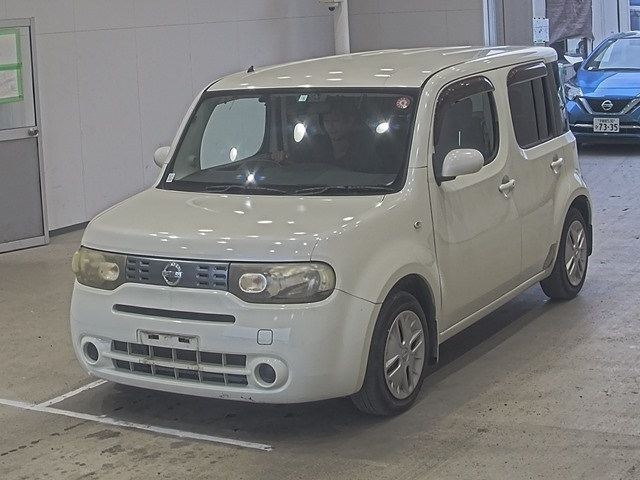 NISSAN CUBE 2010
