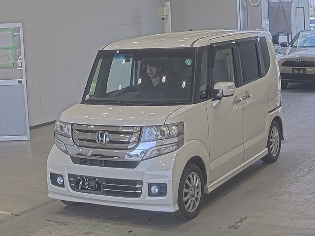 HONDA N BOX 2016