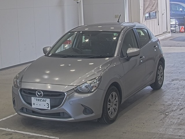 MAZDA DEMIO 2015