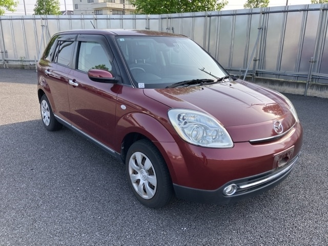 MAZDA VERISA 2012