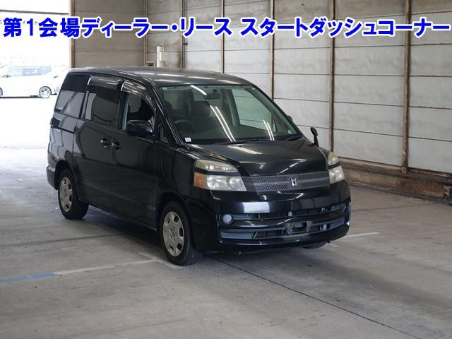 TOYOTA VOXY 2005