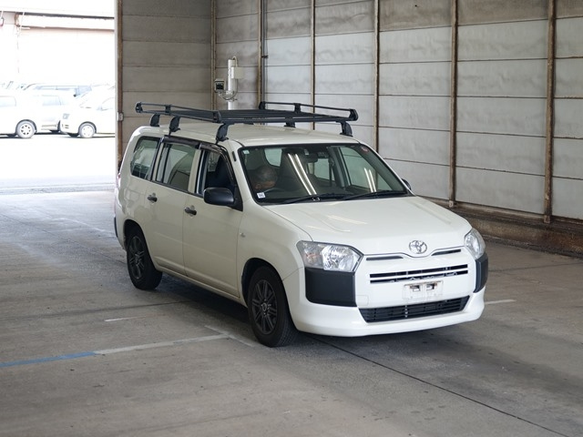 TOYOTA PROBOX 2019