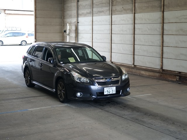 SUBARU LEGACY 2013