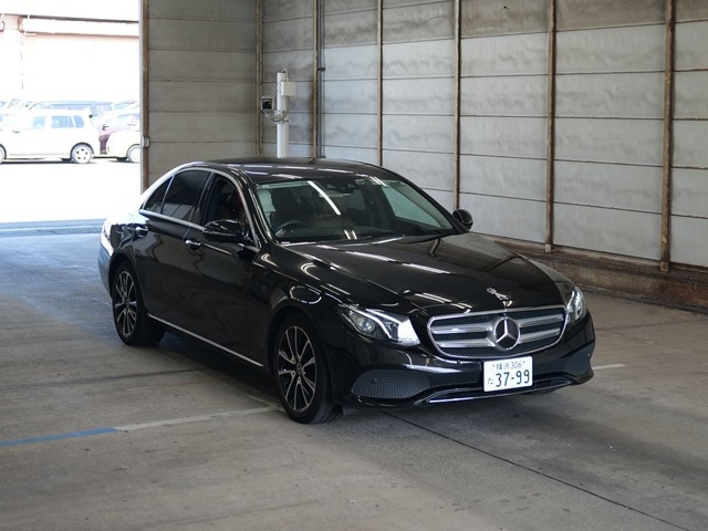 MERCEDES BENZ E CLASS 2019