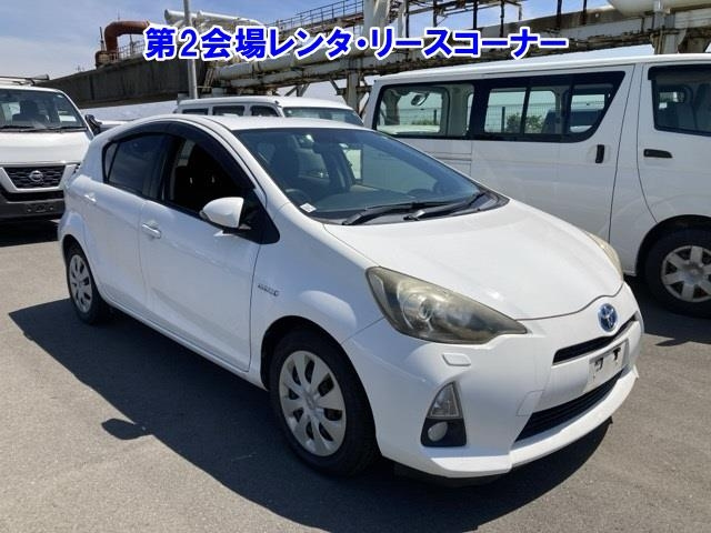TOYOTA AQUA 2012